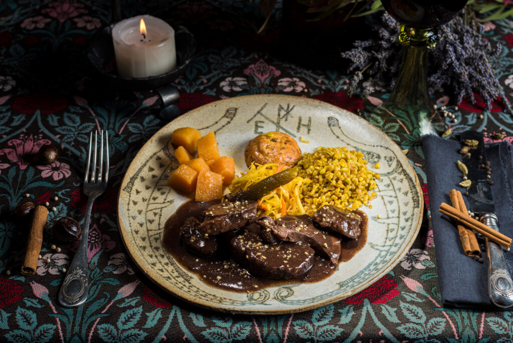 Kind of the forest The Bear